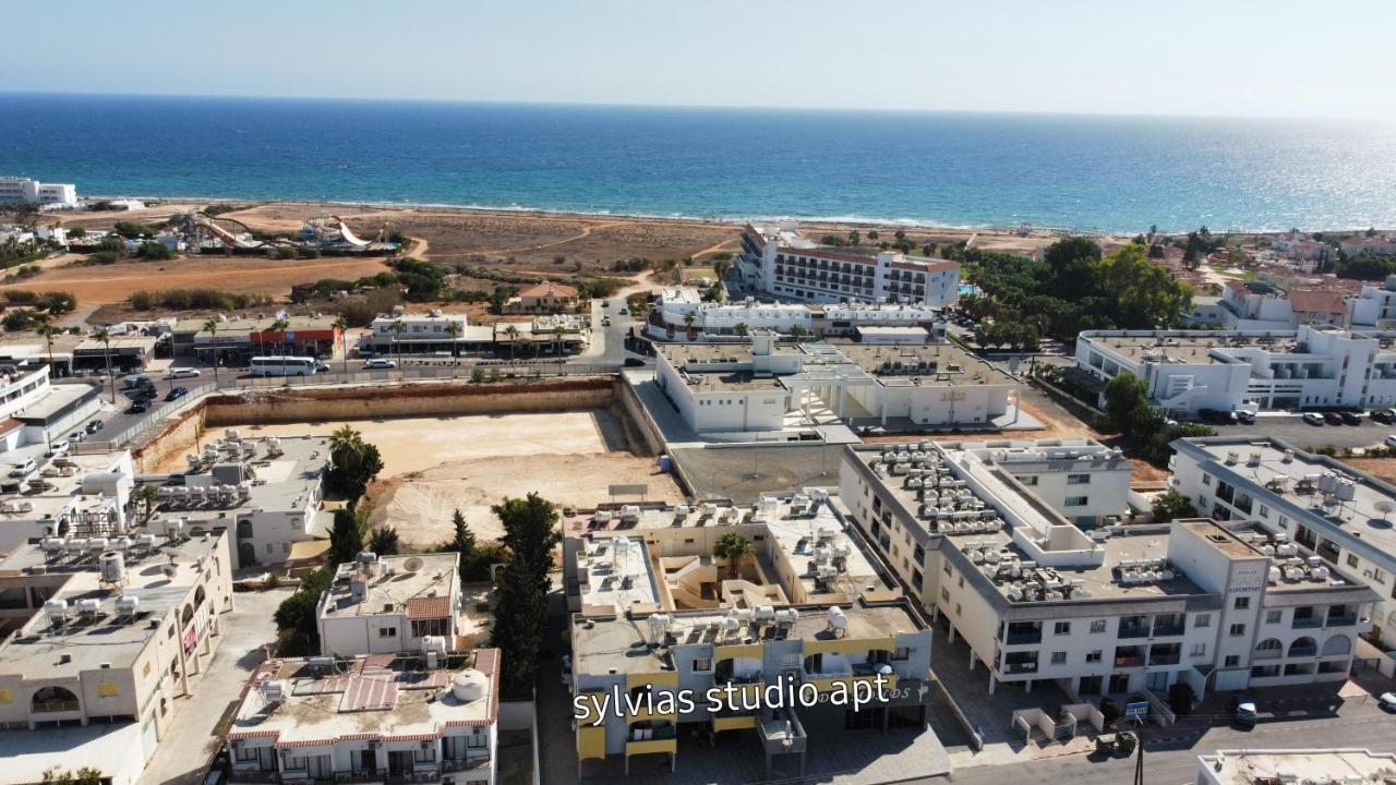 Sylvias Art Studio Apt Ayia Napa Exterior photo